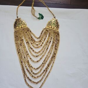 Elegant Gold Beaded Necklace